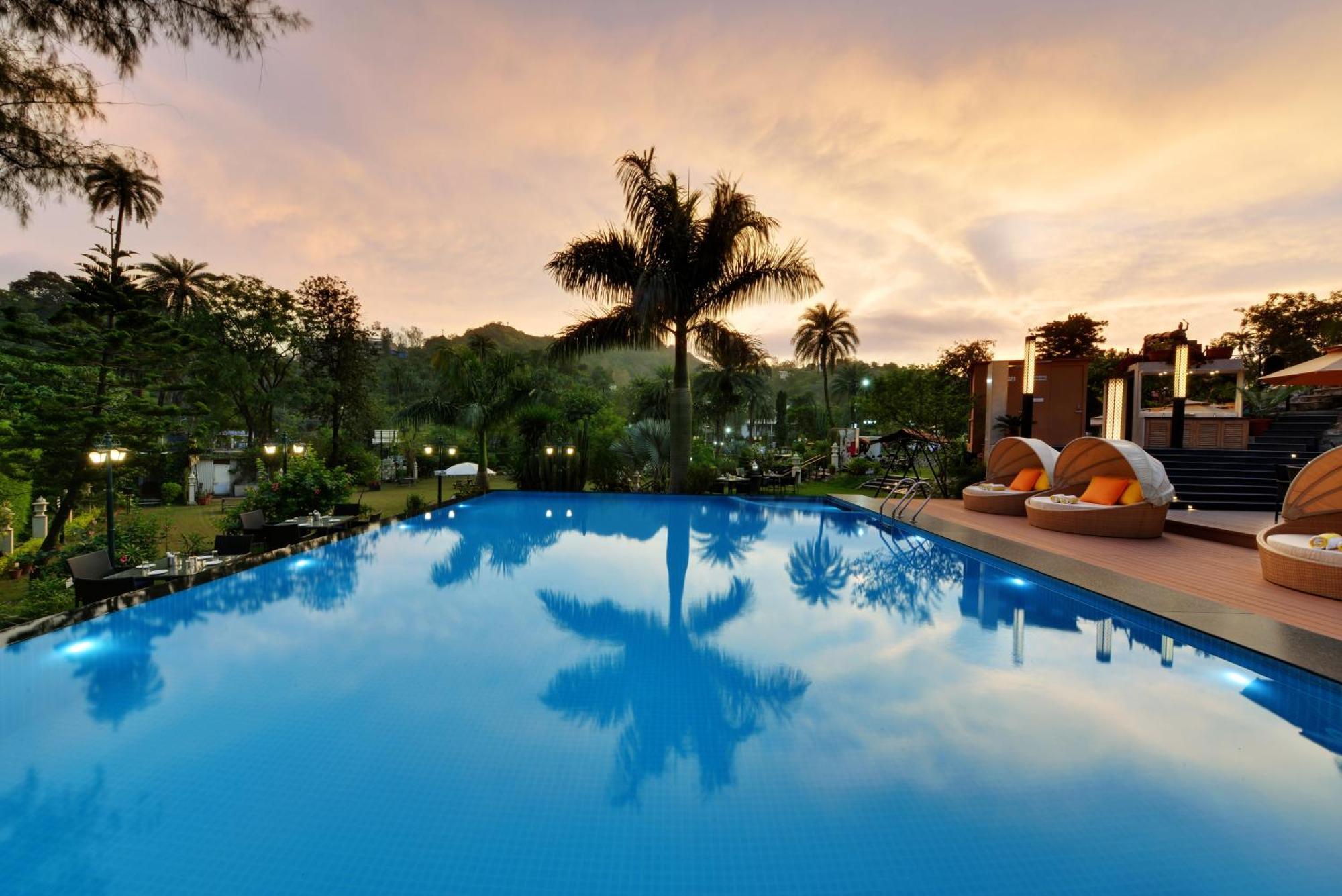 Chacha Inn The Garden Retreat Mount Abu Exterior photo